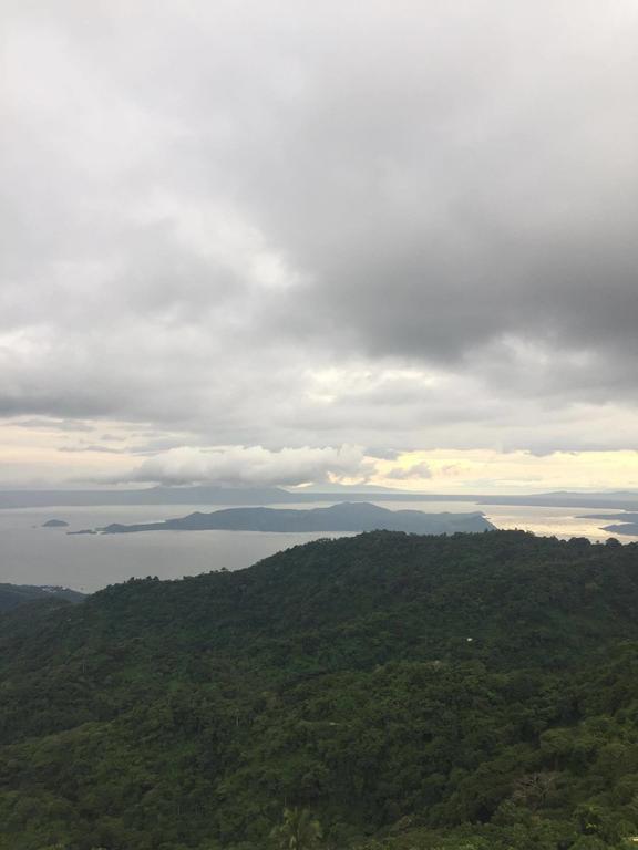 Sky'S At Prime Residences -Tagaytay Tagaytay City Luaran gambar